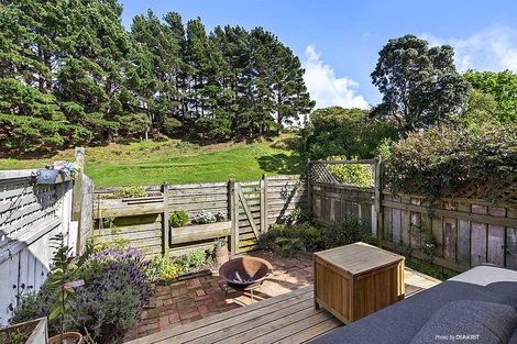 Photo of property in 10 Royal Street, Berhampore, Wellington, 6023