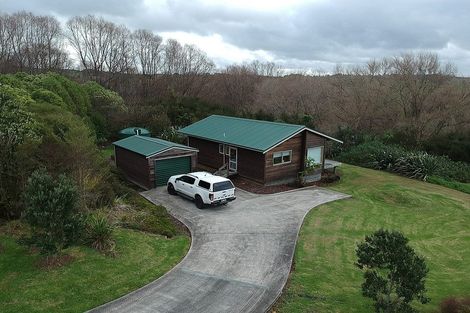 Photo of property in 79 Jumna Road, Maungaturoto, 0587