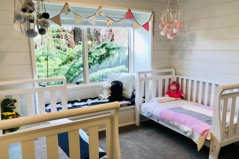 Photo of property in 2/35 Sunnynook Road, Forrest Hill, Auckland, 0620