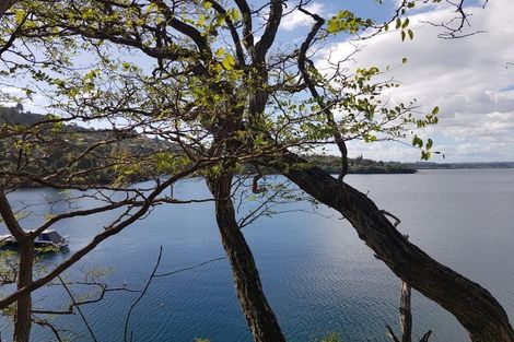 Photo of property in 46 Parawera Drive, Acacia Bay, Taupo, 3330