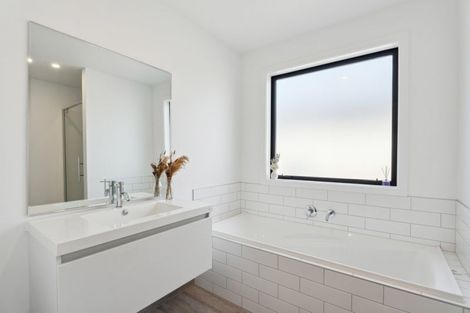 Photo of property in 23 Peterley Road, Lower Shotover, Queenstown, 9304