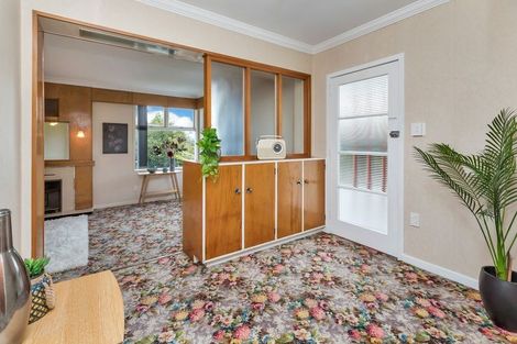 Photo of property in 99 Onerahi Road, Onerahi, Whangarei, 0110