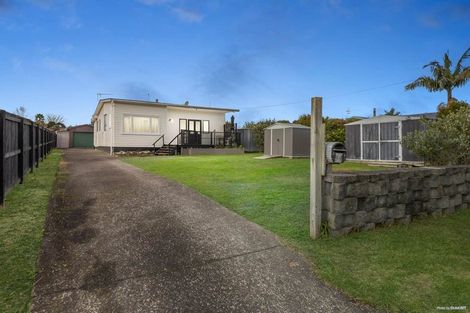 Photo of property in 14 Airdrie Road, Ranui, Auckland, 0612