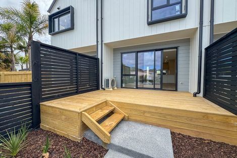 Photo of property in 30b Flaxdale Street, Birkdale, Auckland, 0626
