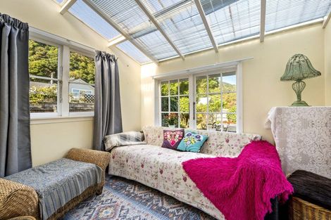 Photo of property in 7 Konini Street, Eastbourne, Lower Hutt, 5013