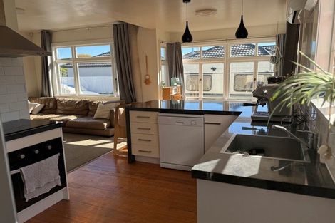 Photo of property in 254 Hills Road, Mairehau, Christchurch, 8013