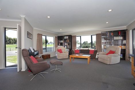 Photo of property in 9 Mill Street, Marton, 4710