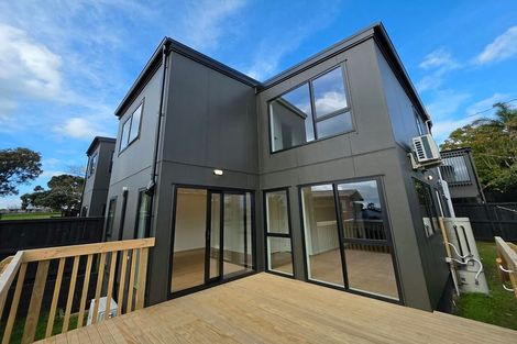 Photo of property in 18f Sunnyhill Crescent, Sunnyhills, Auckland, 2010