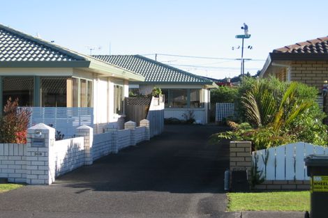 Photo of property in 36a Edward Avenue, Orewa, 0931