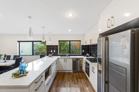 Photo of property in 78 Keri Vista Rise, Papakura, 2110