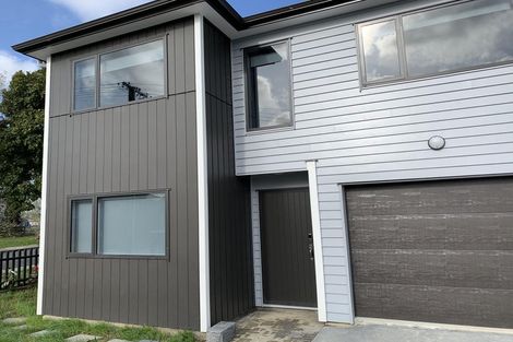 Photo of property in 10a Kelkirk Street, Kelston, Auckland, 0602