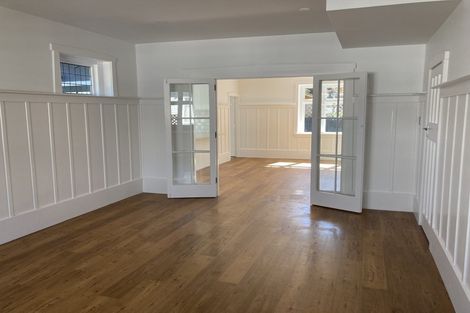 Photo of property in 42 Centaurus Road, Cashmere, Christchurch, 8022