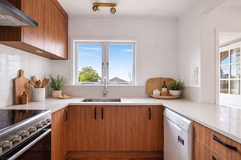 Photo of property in 44 Ladies Mile, Remuera, Auckland, 1050