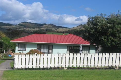 Photo of property in 27 Bluff Road, Kuaotunu West, Whitianga, 3592
