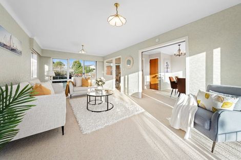 Photo of property in 4 The Anchorage, Sunnyhills, Auckland, 2010