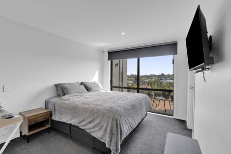 Photo of property in 20 Te Tiireke Drive, Glenview, Hamilton, 3206