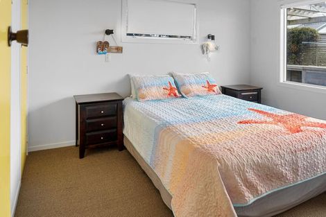 Photo of property in 643 Pukehina Parade, Pukehina, Te Puke, 3189