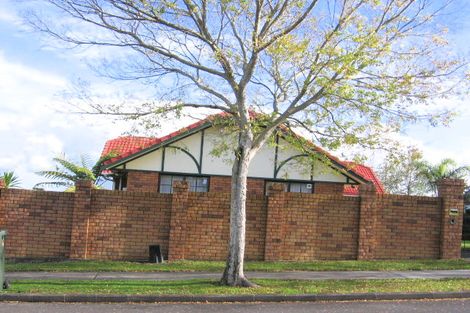 Photo of property in 27 Calluna Crescent, Totara Heights, Auckland, 2105