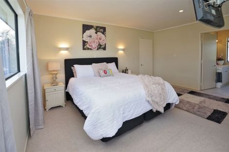 Photo of property in 91 Endeavour Avenue, Flagstaff, Hamilton, 3210