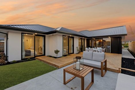 Photo of property in 14 Mills Road, Marshland, Christchurch, 8051