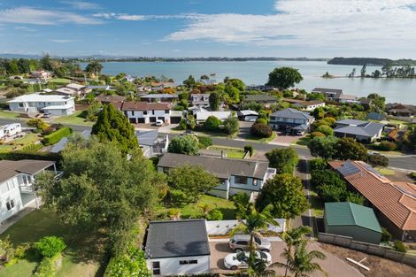 Photo of property in 10 Lindoch Avenue, Te Puna, Tauranga, 3174