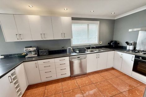 Photo of property in 17 Hamstead Street, Wainuiomata, Lower Hutt, 5014