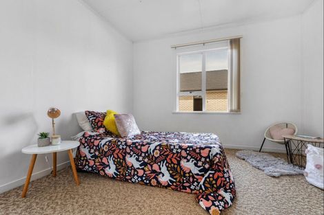 Photo of property in 20 King Street, Waitara, 4320