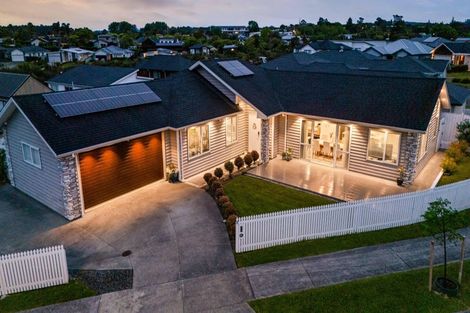 Photo of property in 8 Gemscott Crescent, Huapai, Kumeu, 0810