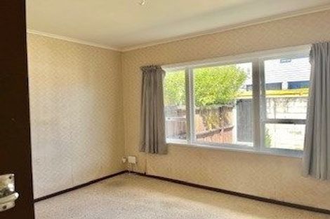 Photo of property in 6/17 Swanson Road, Henderson, Auckland, 0610