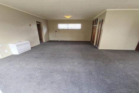 Photo of property in 15 Stewart Place, Melville, Hamilton, 3206