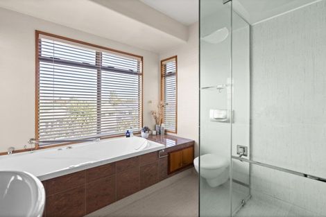 Photo of property in 308 Lyndon Road West, Hastings, 4122