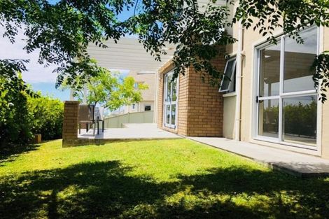 Photo of property in The Rise, 20 Hatfield Place, Albany Heights, Auckland, 0632