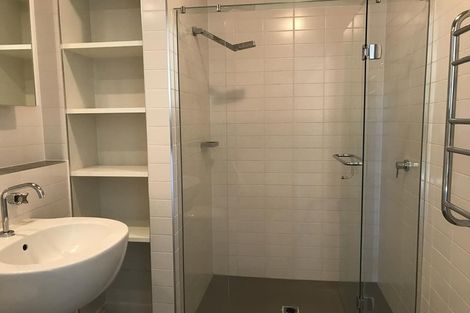 Photo of property in Montreaux Apartments, 10g/164 The Terrace, Wellington Central, Wellington, 6011