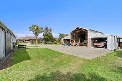 Photo of property in 77 Bruce Road, Levin, 5510