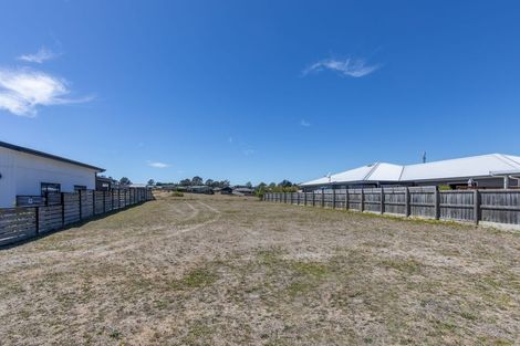 Photo of property in 12 Komahimahi Way, Motuoapa, 3382