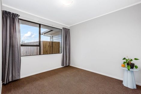 Photo of property in 13a Transom Close, Whitby, Porirua, 5024
