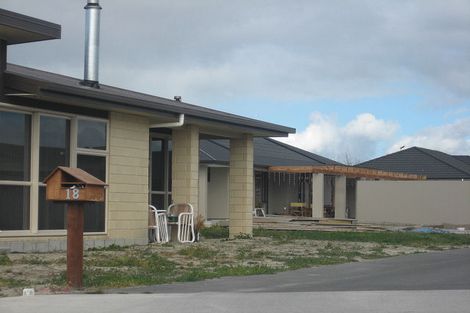 Photo of property in 18 De Castro Drive, Blenheim, 7201