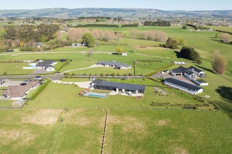 Photo of property in 26 Tula Lane, Kelvin Grove, Palmerston North, 4470