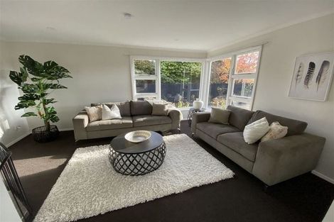 Photo of property in 9 Mappleton Avenue, Burnside, Christchurch, 8053