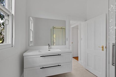 Photo of property in 72 Pebble Brook Road, Waitoki, 0994