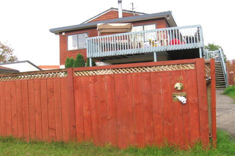 Photo of property in 118 Glen Road, Ranui, Auckland, 0612