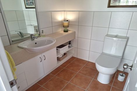 Photo of property in 44 Parkwood Crescent, Gulf Harbour, Whangaparaoa, 0930