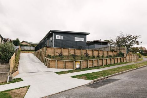 Photo of property in 26 Heatherlea Heights, Feilding, 4702