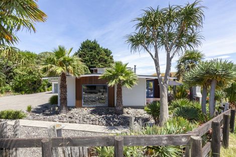 Photo of property in 105 Waterfall Road, Paraparaumu, 5032