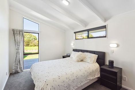 Photo of property in 46 Hollis Road, Paraparaumu Beach, Paraparaumu, 5032