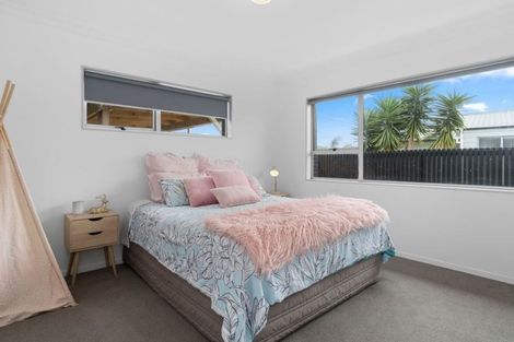 Photo of property in 265 Dickson Road, Papamoa Beach, Papamoa, 3118