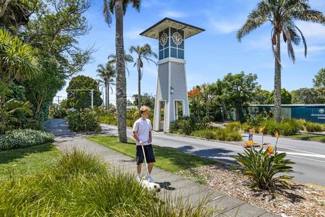 Photo of property in 122 Eaves Bush Parade, Orewa, 0931