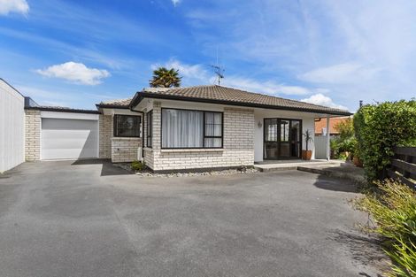 Photo of property in 14b Minchin Crescent, St Andrews, Hamilton, 3200