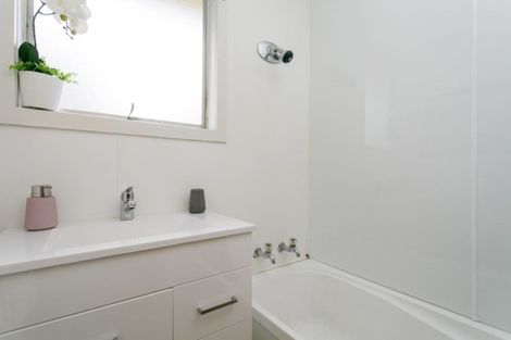 Photo of property in 21 Runuku Grove, Turangi, 3334