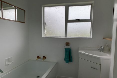 Photo of property in 22 Mountainview Terrace, Otaki Beach, Otaki, 5512